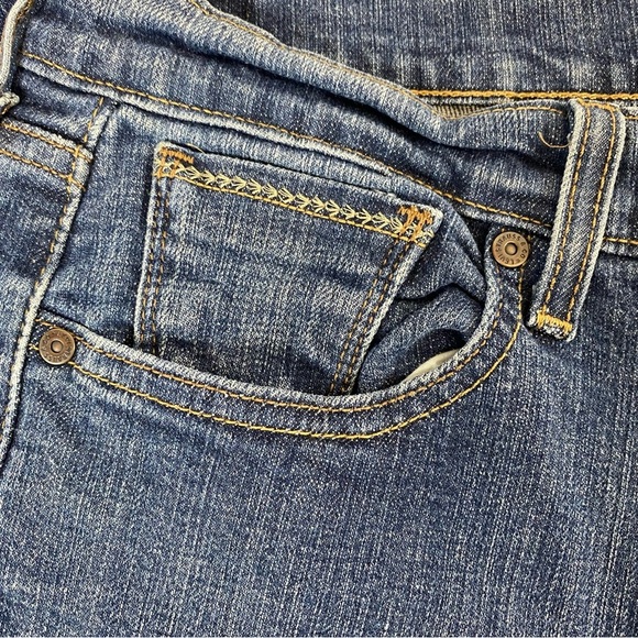 Levi’s 515 bootcut distressed - Picture 7 of 10